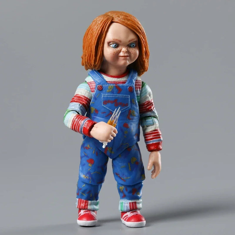 boneco-do-chucky-com-seringa