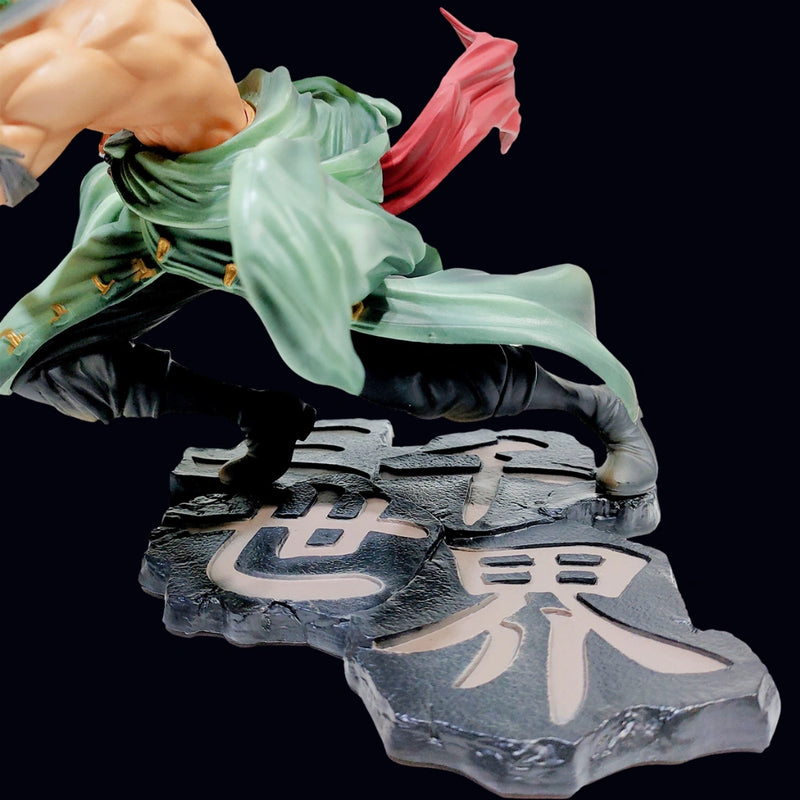 boneco-do-zoro-one-piece-combate-impressionante